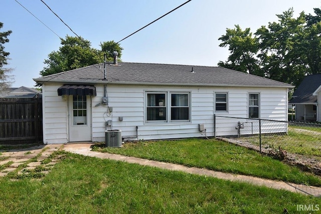 209 E Plum St, Linden, IN 47955 - back of house