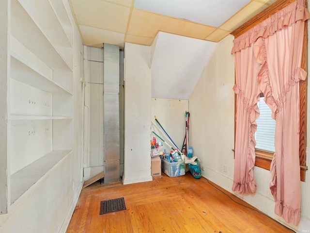 314 N Chauncey St, Columbia City, IN 46725 - empty room with wood-type flooring