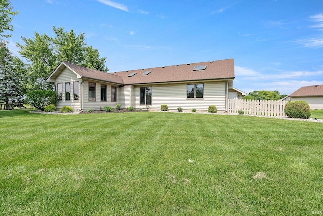 10028 Winding Shores Dr, New Haven, IN 46774 - back of house