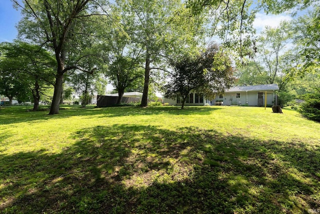 3506 Mark Ct, Lafayette, IN 47905 - view of grassy yard