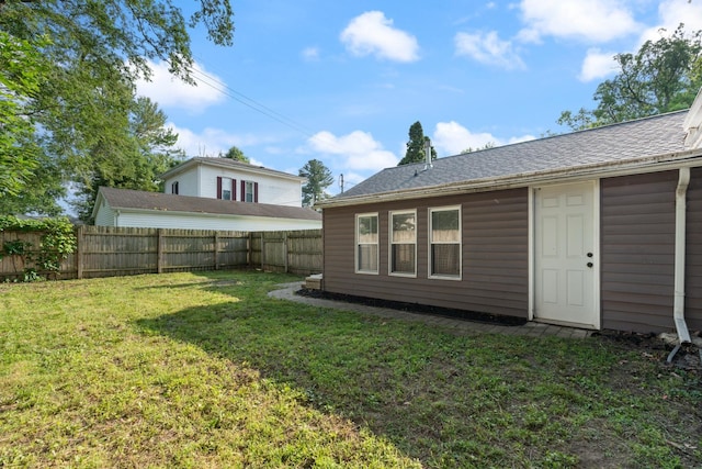 425 S Harding St, Warsaw, IN 46580 - view of fenced backyard