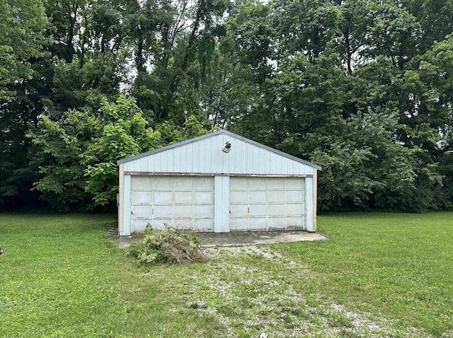 709 W Main St, Ellettsville, IN 47429 - view of detached garage