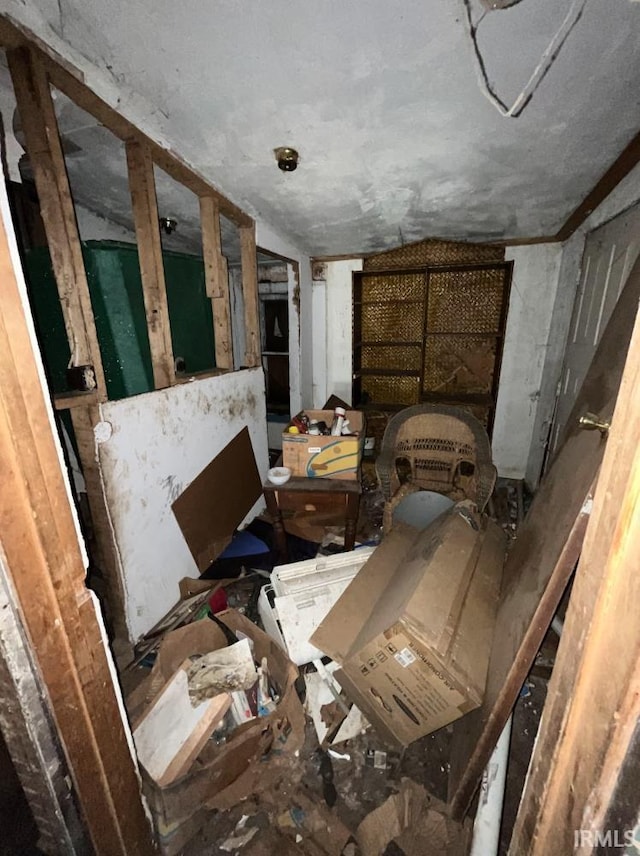816 Allen St, South Bend, IN 46616 - view of miscellaneous room