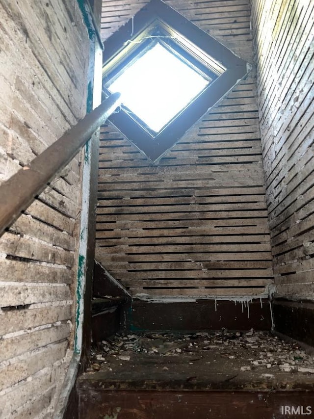 816 Allen St, South Bend, IN 46616 - view of unfinished attic