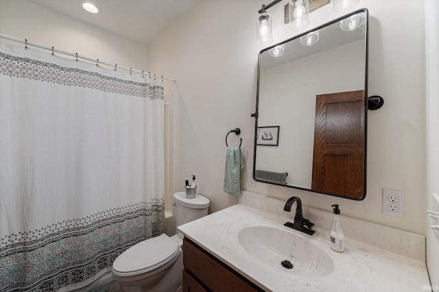 502 N Jefferson Ave, Fowler, IN 47944 - full bathroom with vanity, a shower with curtain, and recessed lighting