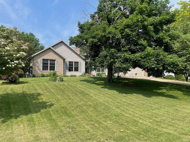 12344 Diamond Dr, Plymouth, IN 46563 - view of grassy yard