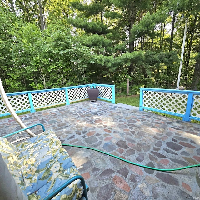 989 S Cataract Rd, Spencer, IN 47460 - view of patio