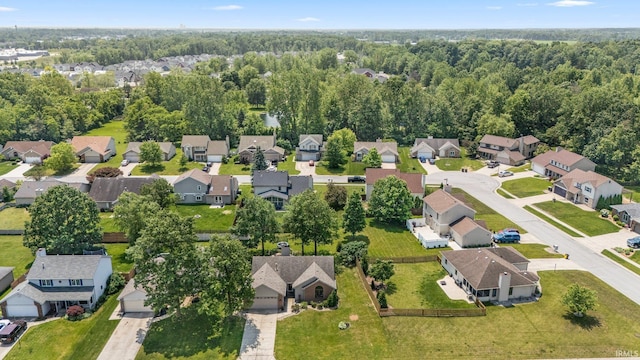 2319 Autumn Lake Pl, Fort Wayne, IN 46818 - aerial view of property and surrounding area featuring nearby suburban area
