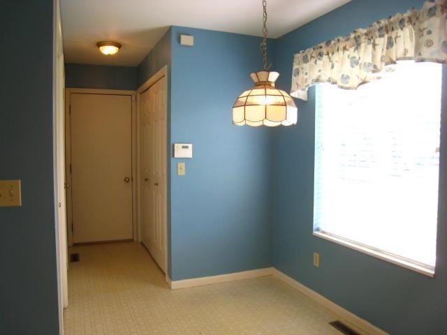52289 Wembley Dr, South Bend, IN 46637 - unfurnished room featuring baseboards and light flooring
