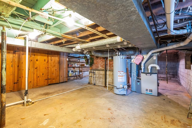 921 S Sheridan Dr, Bloomington, IN 47401 - unfinished below grade area with gas water heater and heating unit