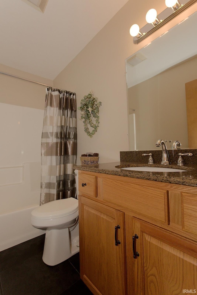 327 Hillside Ave, Roanoke, IN 46783 - full bath featuring vanity and shower / tub combo