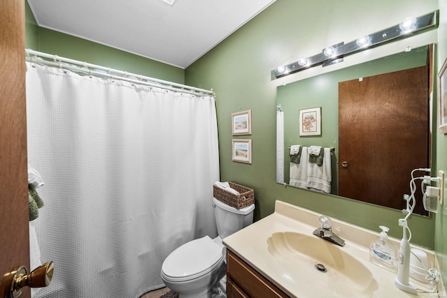 12199 Fields Farm Ct, Granger, IN 46530 - bathroom with vanity and curtained shower