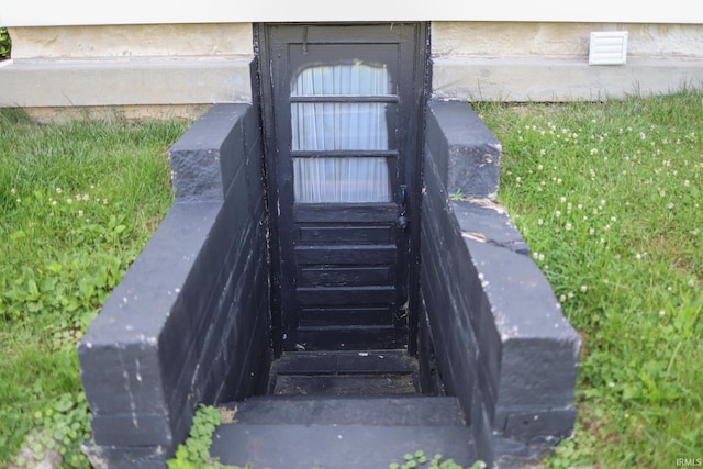 7420 S Fairfax Rd, Bloomington, IN 47401 - view of storm shelter featuring entry steps