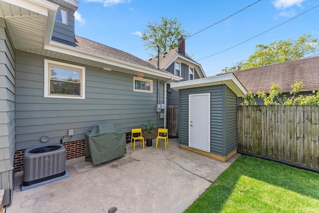 4230 Tacoma Ave, Fort Wayne, IN 46807 - view of patio featuring a storage unit
