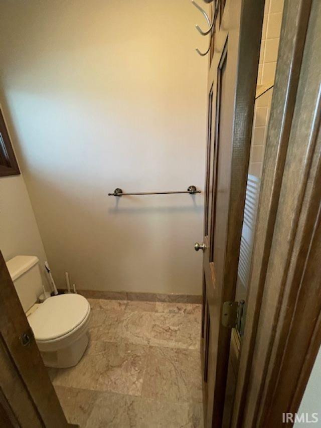 7030 Windshire Dr, Fort Wayne, IN 46814 - bathroom featuring toilet