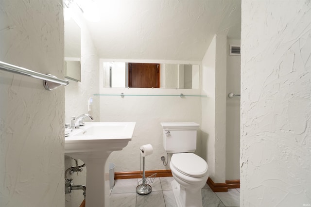 209 S 2nd St, Rockport, IN 47635 - bathroom with toilet and a textured wall