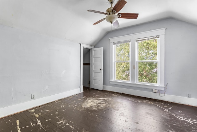 906 S Union St, Kokomo, IN 46901 - unfurnished bedroom featuring lofted ceiling, hardwood / wood-style floors, and a ceiling fan