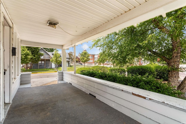 906 S Union St, Kokomo, IN 46901 - covered porch featuring a residential view