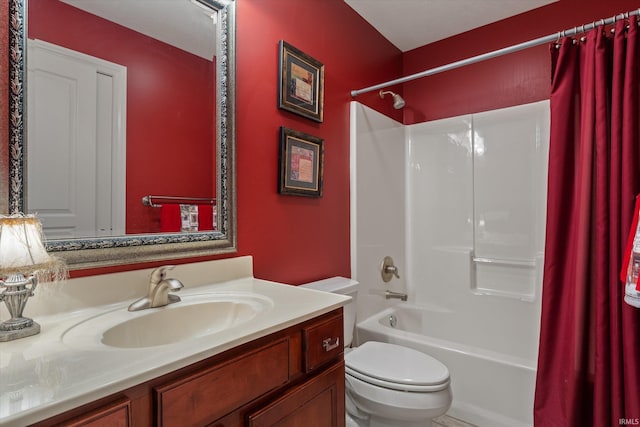 6615 Leeway Dr, South Bend, IN 46628 - bathroom featuring vanity and shower / tub combo