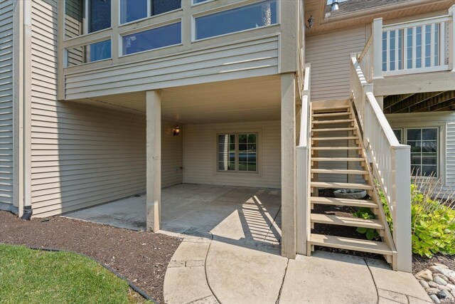 6615 Leeway Dr, South Bend, IN 46628 - view of patio with stairway