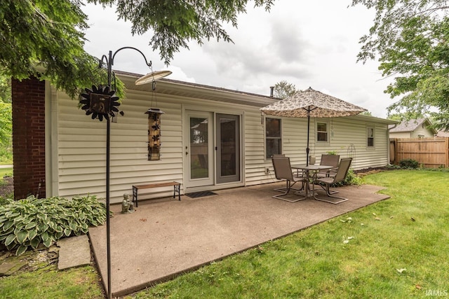 4525 W Middle Ct, Bloomington, IN 47403 - rear view of house with a patio area