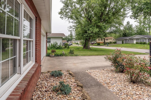4525 W Middle Ct, Bloomington, IN 47403 - view of green lawn with a residential view