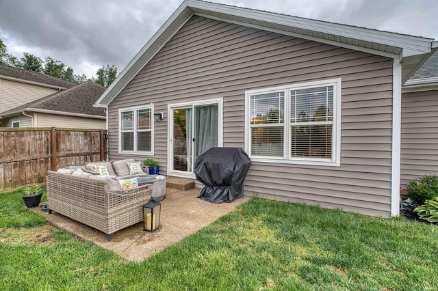 2407 Ellington Ridge Dr, Evansville, IN 47711 - rear view of property featuring outdoor lounge area and a patio area