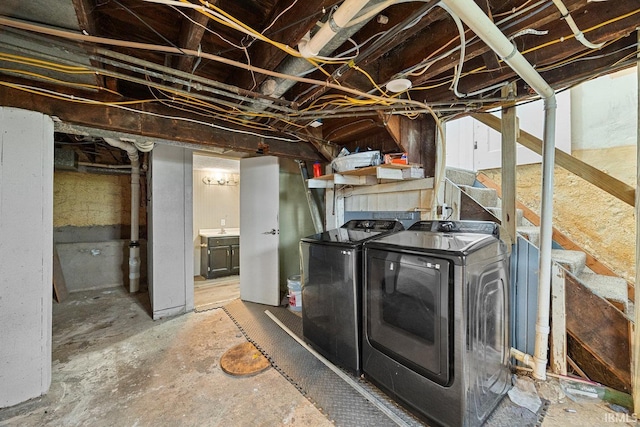 621 S 28th St, Lafayette, IN 47904 - unfinished below grade area featuring washing machine and dryer