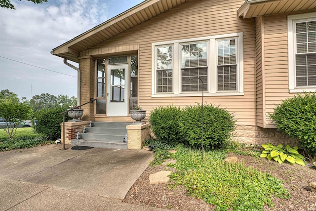 2732 Pennsylvania St, Evansville, IN 47712 - view of exterior entry