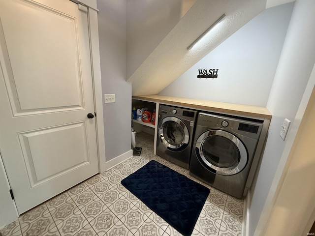 1285 E Zinnia Dr, Bloomington, IN 47401 - laundry area with independent washer and dryer and baseboards