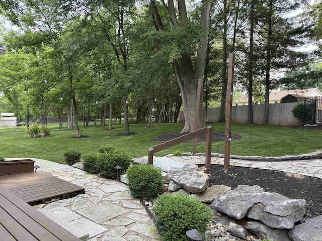 1285 E Zinnia Dr, Bloomington, IN 47401 - view of yard with a patio area