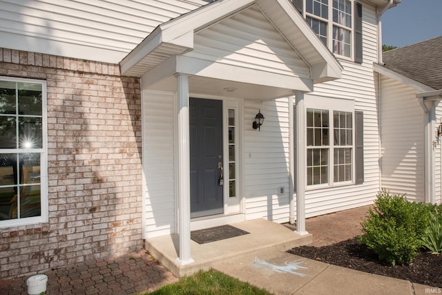 1914 Bayberry Ln, West Lafayette, IN 47906 - entrance to property with a shingled roof