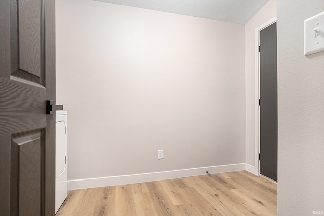 822 W Donaldson Ave, Mishawaka, IN 46545 - empty room with light wood finished floors and baseboards