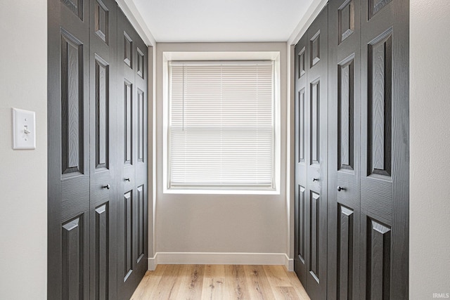 822 W Donaldson Ave, Mishawaka, IN 46545 - hall featuring light wood-style flooring and baseboards