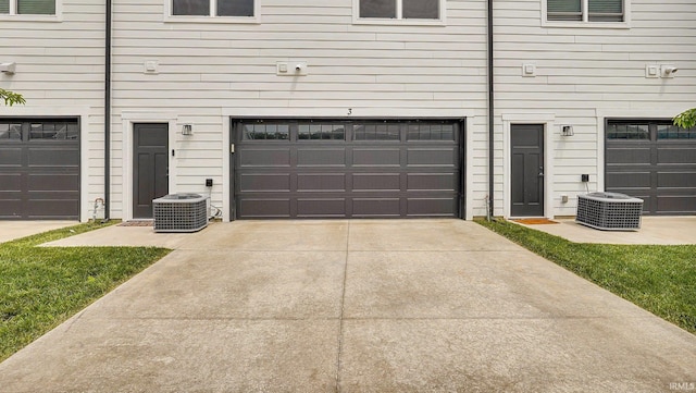 420 Catherwood Dr Unit 3, West Lafayette, IN 47906 - garage with concrete driveway