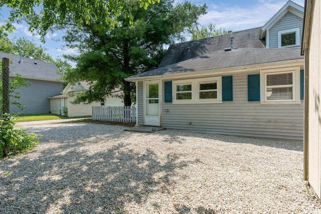 1114 W Monroe St, Kokomo, IN 46901 - view of front of house with roof with shingles