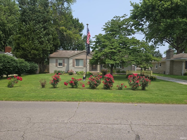 5412 Monroe Ave, Evansville, IN 47715 - ranch-style home featuring a front lawn