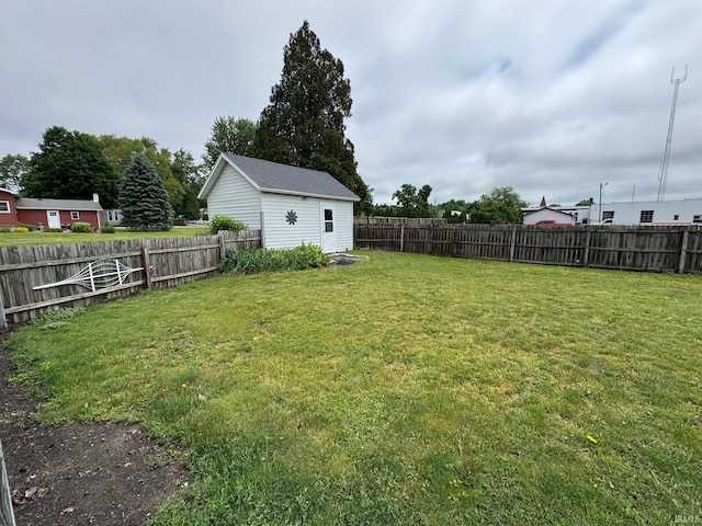 306 W Rochester St, Akron, IN 46910 - fenced backyard with an outdoor structure
