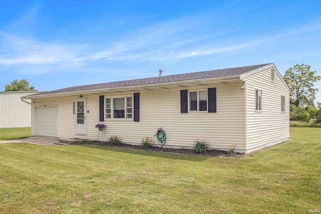 2734 Hawthorne St, Elkhart, IN 46517 - single story home featuring an attached garage and a front lawn