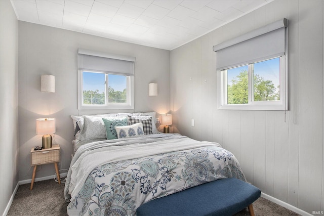 2734 Hawthorne St, Elkhart, IN 46517 - carpeted bedroom with baseboards