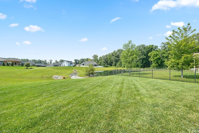 1869 Paloma Ct, Lafayette, IN 47909 - view of yard featuring a residential view
