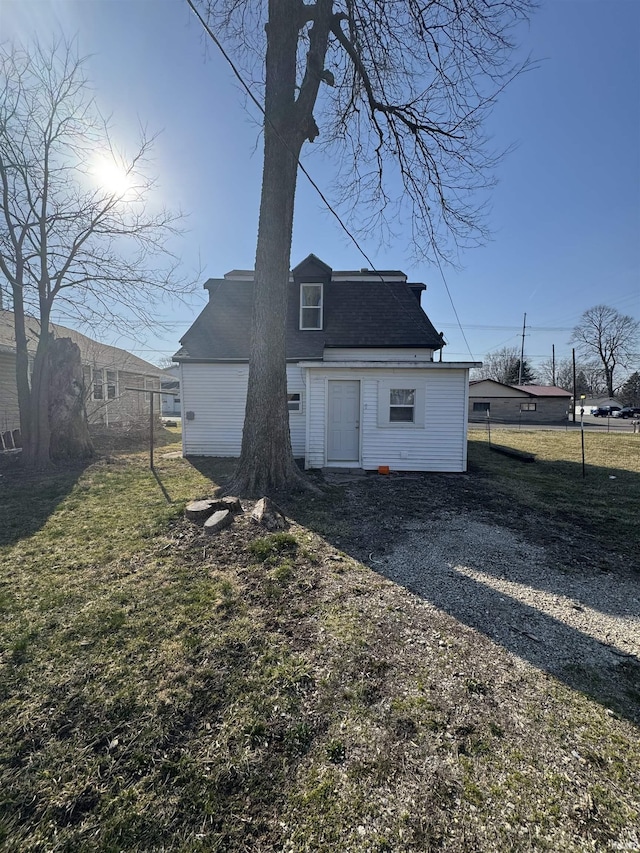 2806 S Walnut St, Muncie, IN 47302 - rear view of property featuring roof with shingles