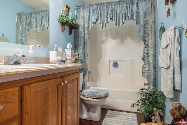 205 Par Blvd, Bristol, IN 46507 - bathroom featuring vanity and shower / bath combination with curtain