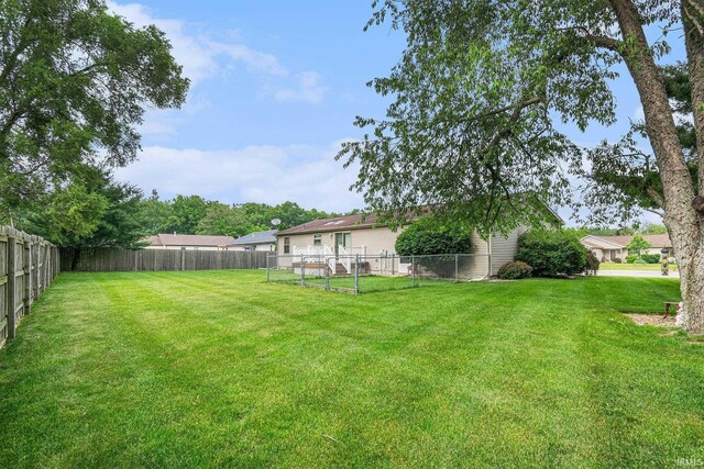205 Par Blvd, Bristol, IN 46507 - view of yard