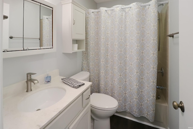 3847 Lodi Ln, Lafayette, IN 47905 - bathroom with vanity and shower / tub combo