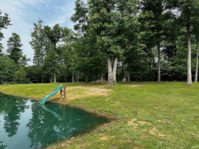 13687 E Ivan Ct, Bloomington, IN 47403 - view of green lawn