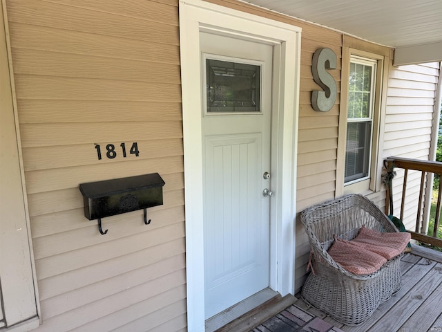 1814 S Douglas St, South Bend, IN 46613 - view of exterior entry with covered porch