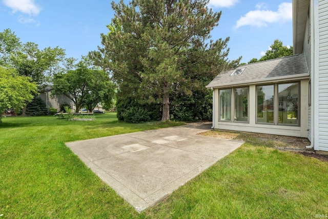 9304 Deer Trl, Fort Wayne, IN 46804 - view of grassy yard with a patio area