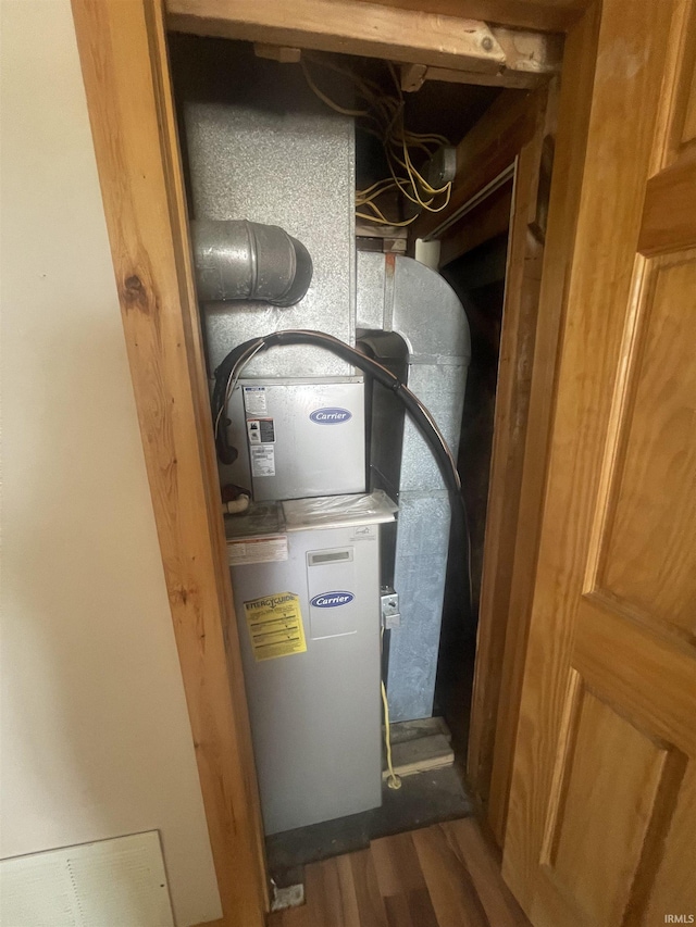 1210 Liberty St, Logansport, IN 46947 - view of utility room