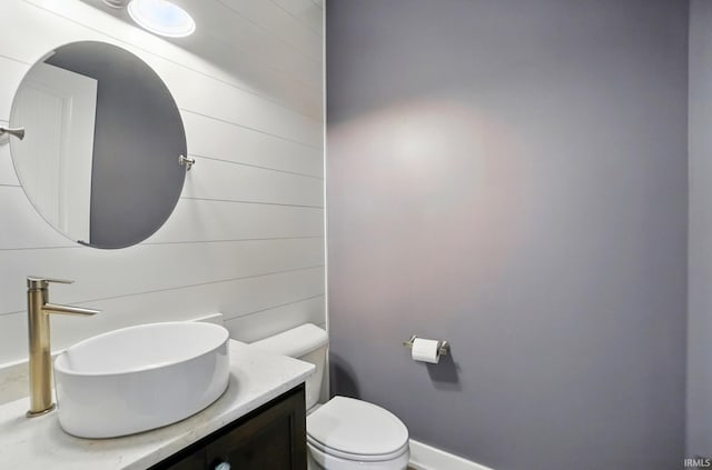 126 Tumbling Stone Ct, Fort Wayne, IN 46845 - half bathroom with vanity and toilet